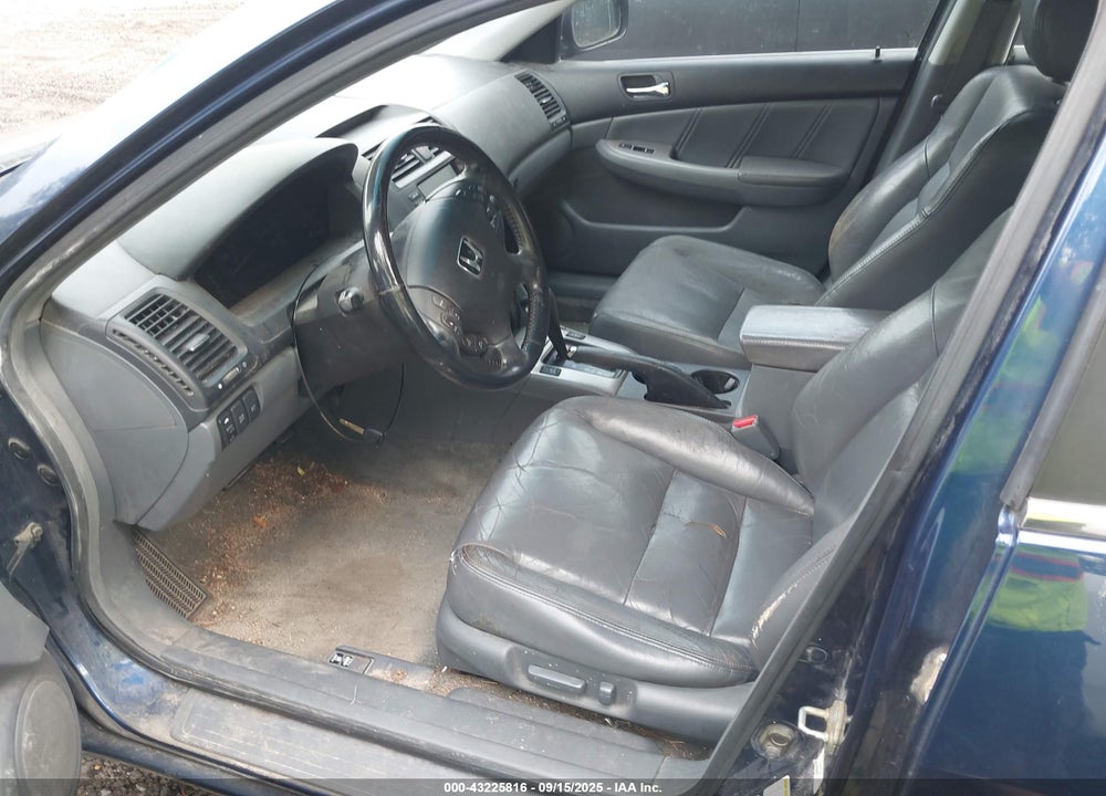 2005 HONDA ACCORD 3.0 EX VIN: 1HGCM66805A011343