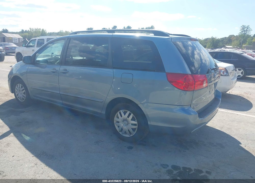 2010 TOYOTA SIENNA LE VIN: 5TDKK4CC5AS328688