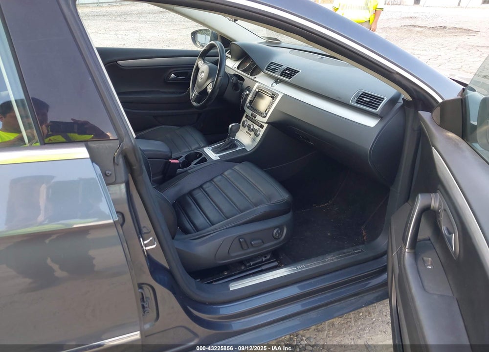 2013 VOLKSWAGEN CC 2.0T SPORT VIN: WVWBP7AN0DE555627