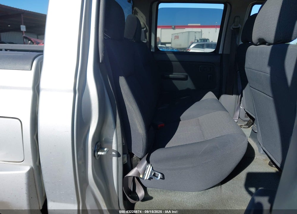 2004 NISSAN FRONTIER XE-V6 VIN: 1N6ED27T64C435287