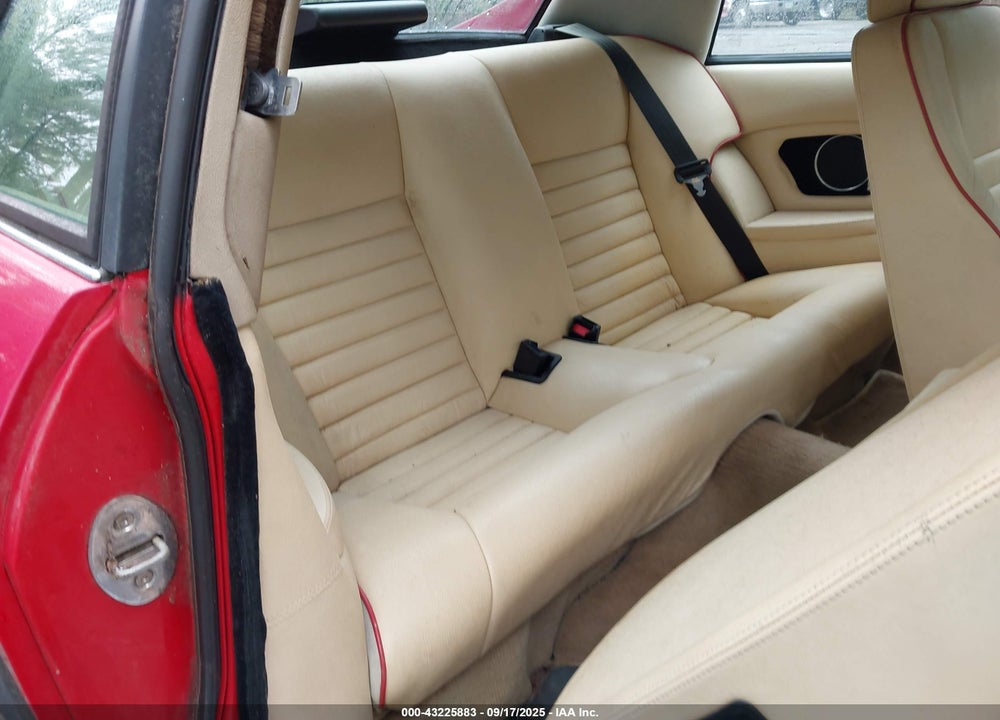 1989 JAGUAR XJS COLLECTION ROUGE VIN: SAJTY584XKC165132