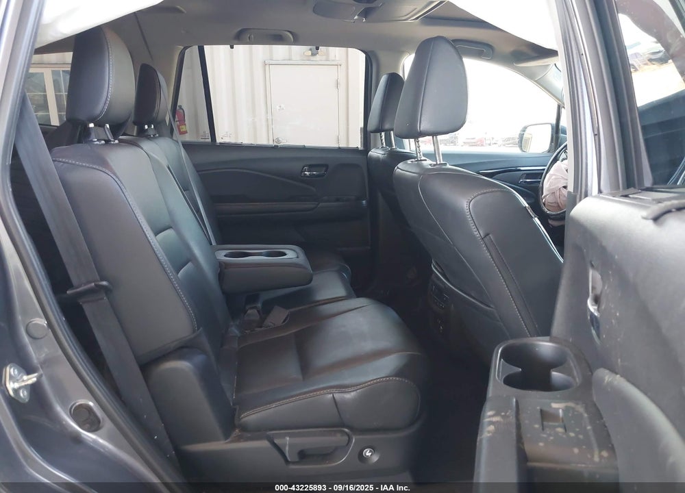 2020 HONDA PILOT VIN: 5FNYF6H94LB062403