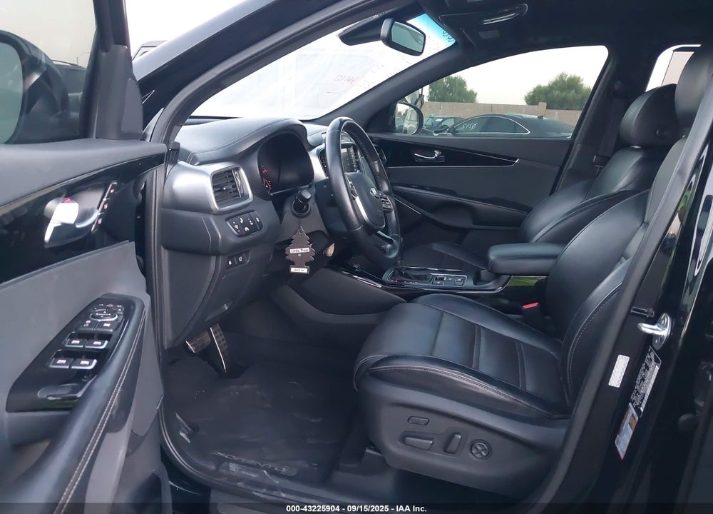 2019 KIA SORENTO 3.3L SXL VIN: 5XYPK4A5XKG566769