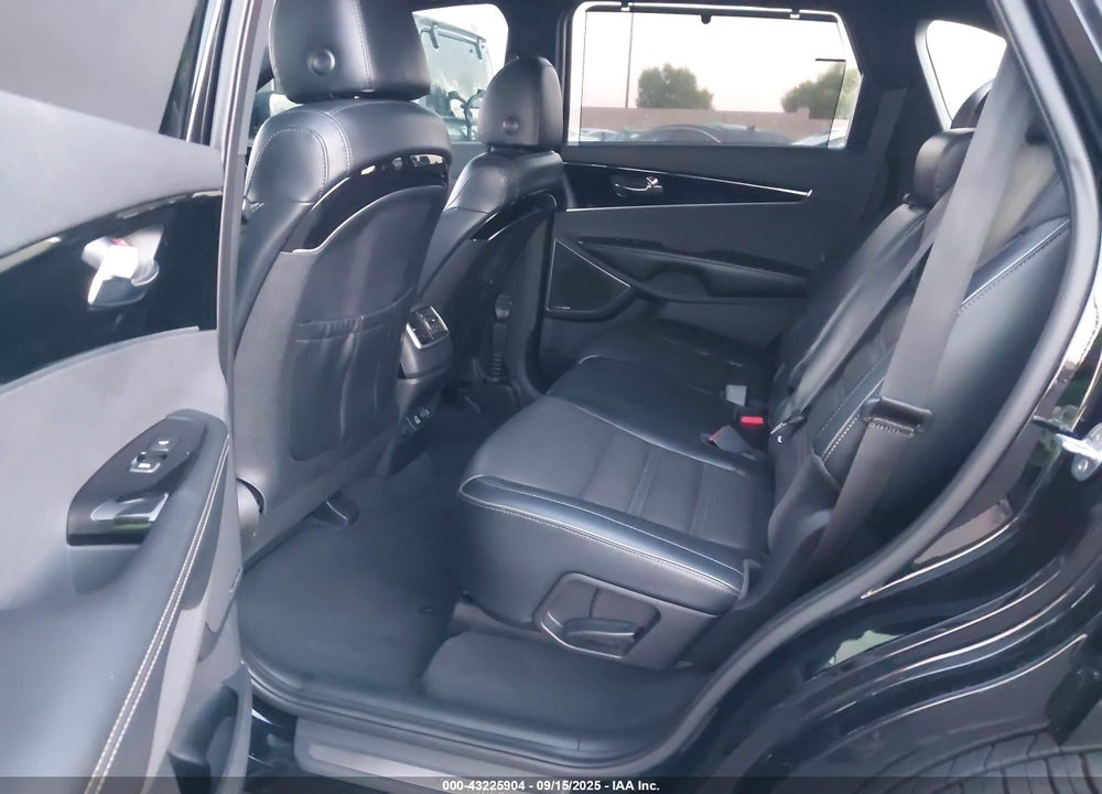 2019 KIA SORENTO 3.3L SXL VIN: 5XYPK4A5XKG566769