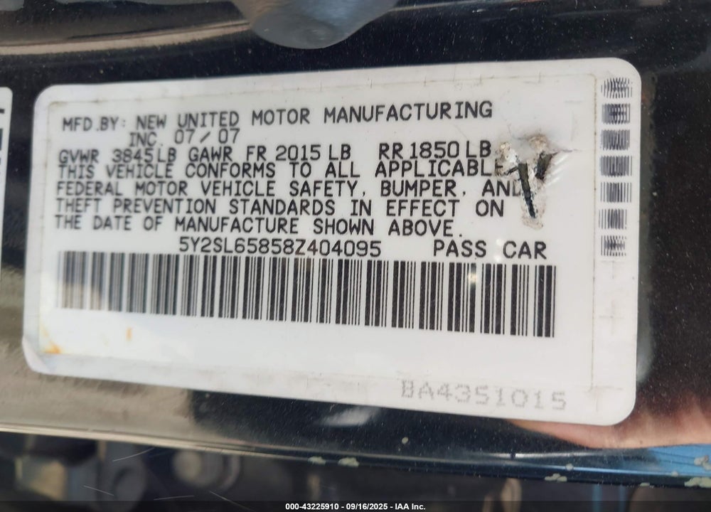 2008 PONTIAC VIBE VIN: 5Y2SL65858Z404095
