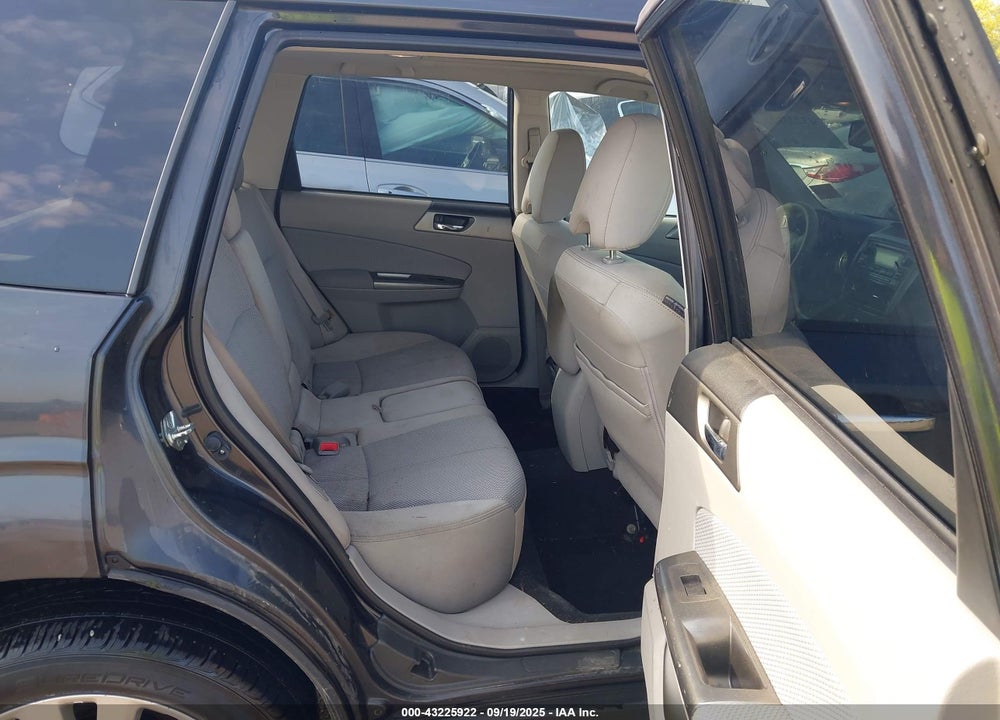 2012 SUBARU FORESTER VIN: JF2SHBDC0CH403405