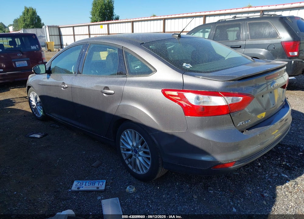 2014 FORD FOCUS SE VIN: 1FADP3F23EL241926