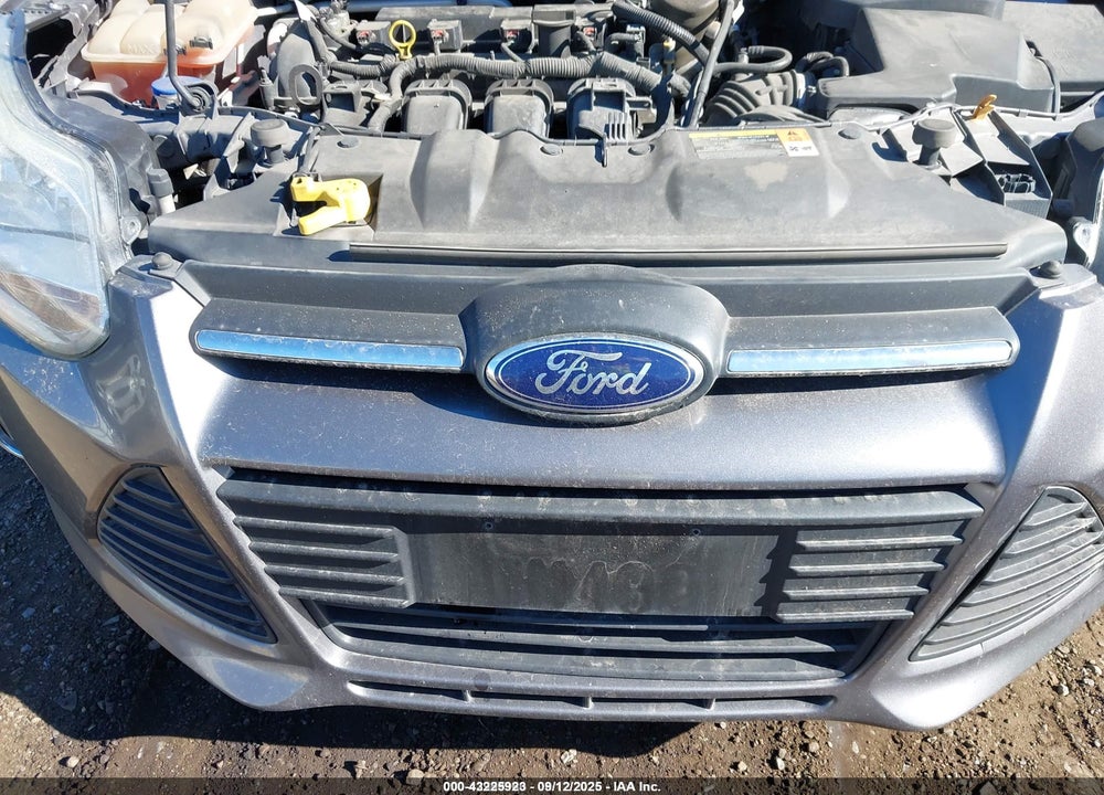 2014 FORD FOCUS SE VIN: 1FADP3F23EL241926