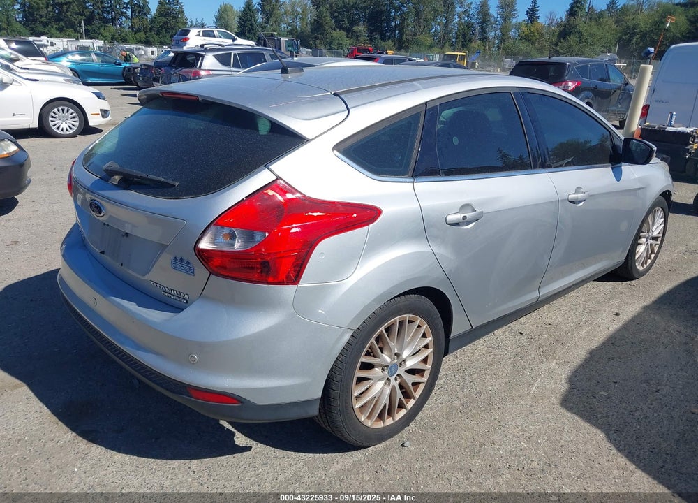 2013 FORD FOCUS VIN: 1FADP3N24DL277026