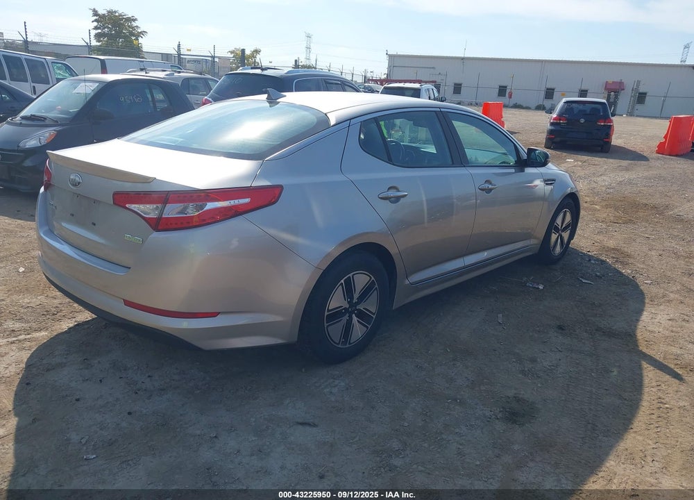 2012 KIA OPTIMA HYBRID VIN: KNAGM4AD3C5030335