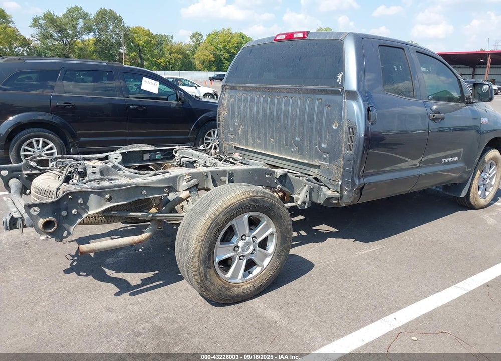 2010 TOYOTA TUNDRA GRADE 5.7L V8 VIN: 5TFUW5F12AX142307