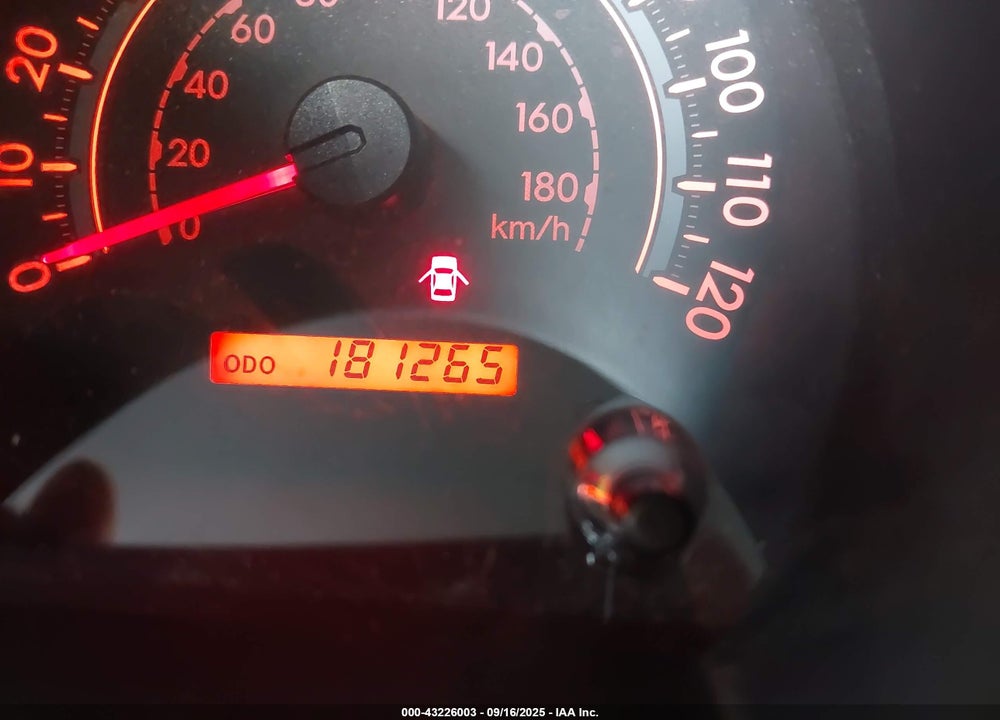 2010 TOYOTA TUNDRA GRADE 5.7L V8 VIN: 5TFUW5F12AX142307