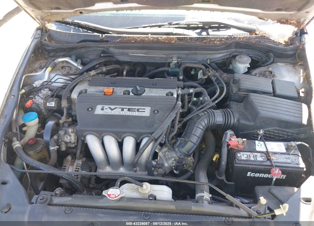 2004 HONDA ACCORD 2.4 EX VIN: 1HGCM726X4A003551