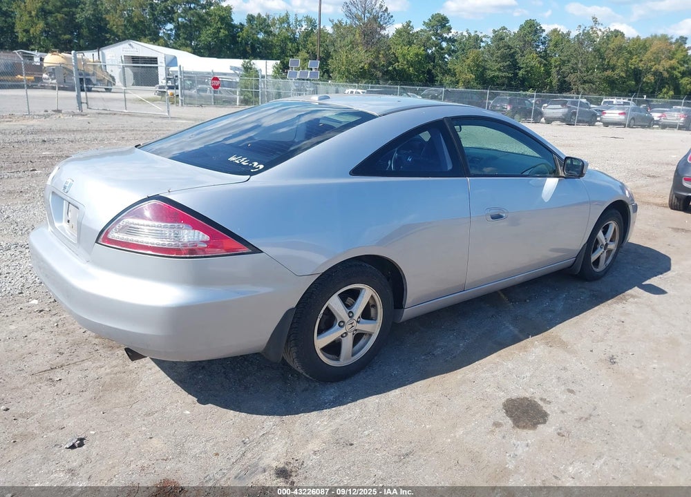 2004 HONDA ACCORD 2.4 EX VIN: 1HGCM726X4A003551