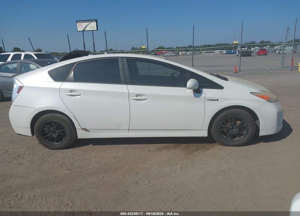 2013 TOYOTA PRIUS VIN: JTDKN3DU0D0338710