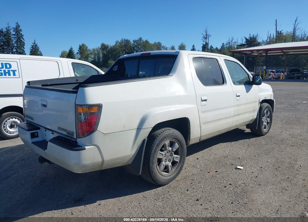 2008 HONDA RIDGELINE RTX VIN: 2HJYK16328H528985