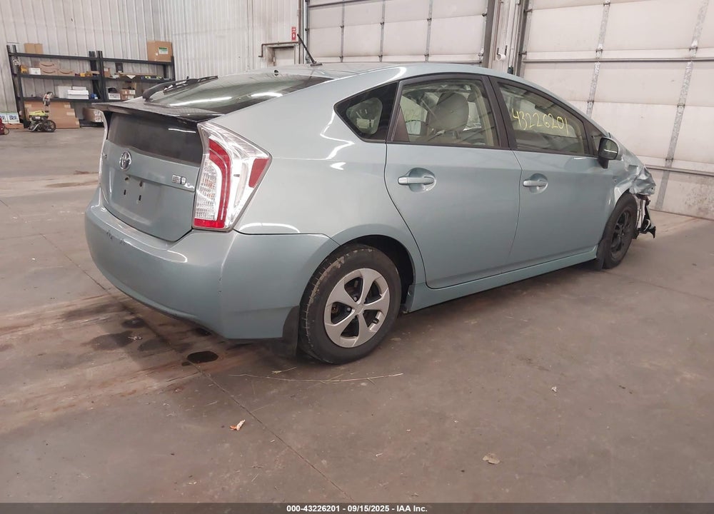 2014 TOYOTA PRIUS TWO VIN: JTDKN3DUXE1764030