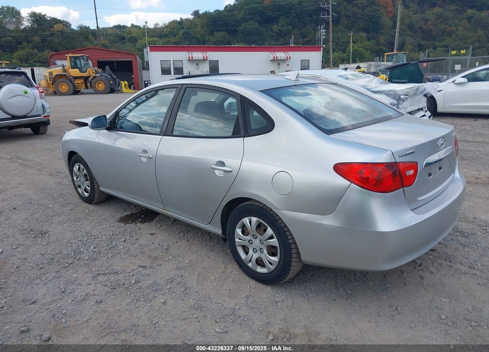 2010 HYUNDAI ELANTRA VIN: KMHDU4AD1AU920479