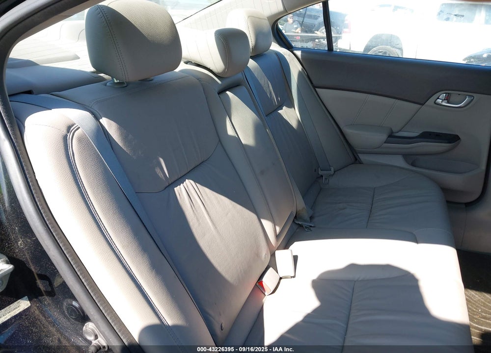 2012 HONDA CIVIC EX-L VIN: 19XFB2F94CE066083