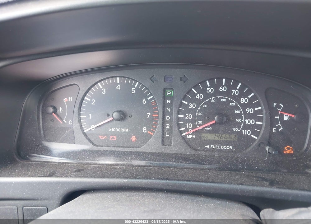 2000 TOYOTA SIENNA LE VIN: 4T3ZF13C9YU262706