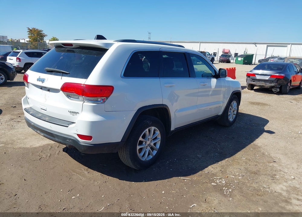 2015 JEEP GRAND CHEROKEE VIN: 1C4RJFAG9FC237581