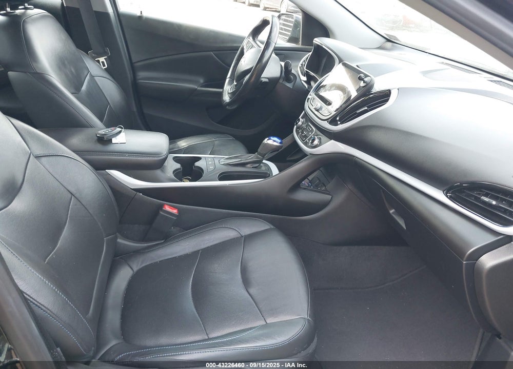2018 CHEVROLET VOLT VIN: 1G1RA6S56JU155672