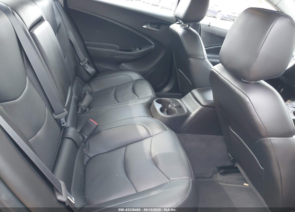 2018 CHEVROLET VOLT VIN: 1G1RA6S56JU155672