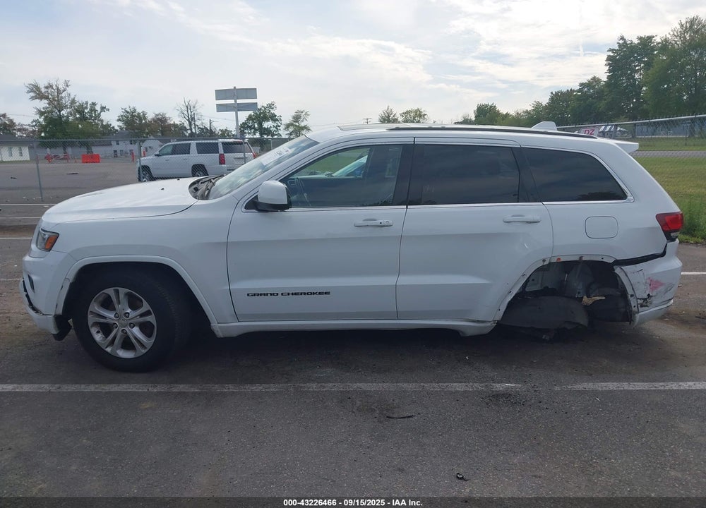 2015 JEEP GRAND CHEROKEE VIN: 1C4RJFAG1FC226526
