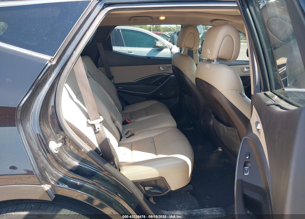 2017 HYUNDAI SANTA FE VIN: 5XYZU3LB9HG475274