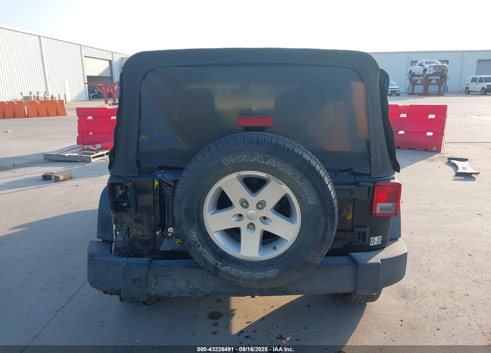 2017 JEEP WRANGLER UNLIMITED VIN: 1C4HJWDG7HL564104