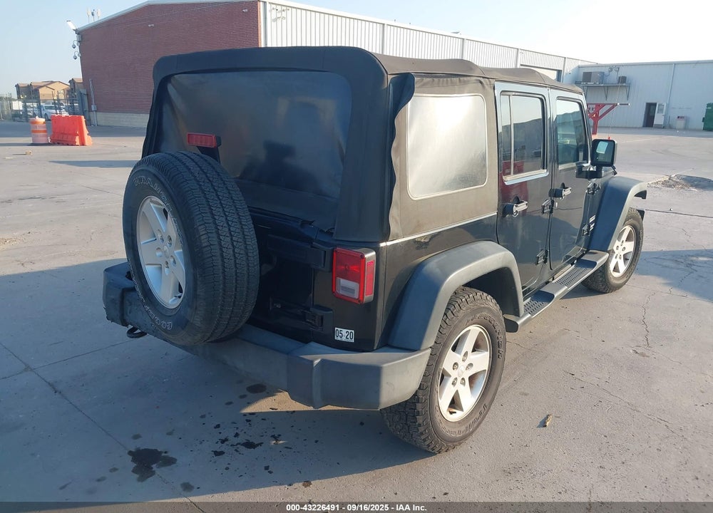 2017 JEEP WRANGLER UNLIMITED VIN: 1C4HJWDG7HL564104