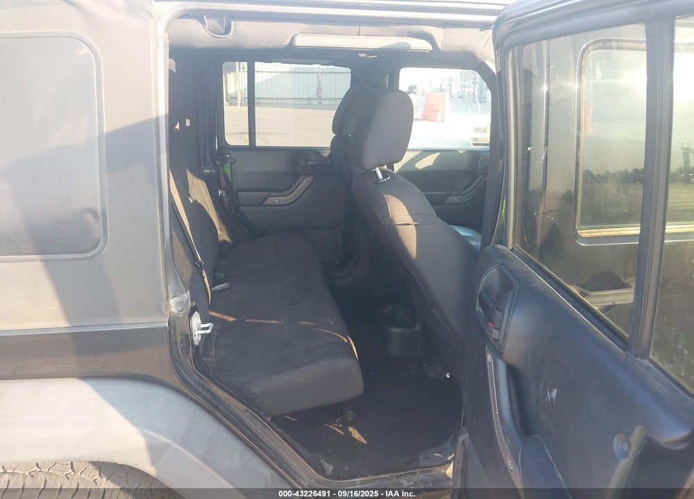 2017 JEEP WRANGLER UNLIMITED VIN: 1C4HJWDG7HL564104