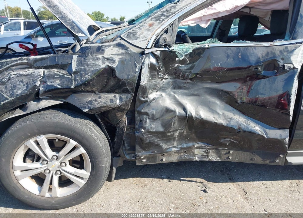 2016 CHEVROLET EQUINOX VIN: 2GNALBEK9G6135830