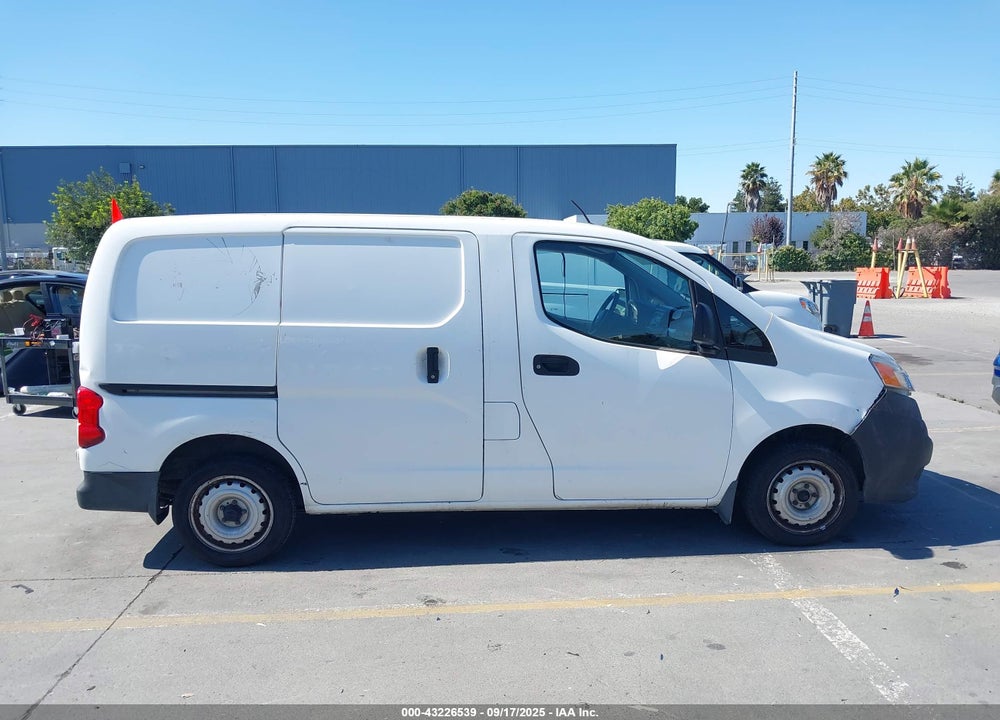 2015 NISSAN NV200 S/SV VIN: 3N6CM0KN3FK725732