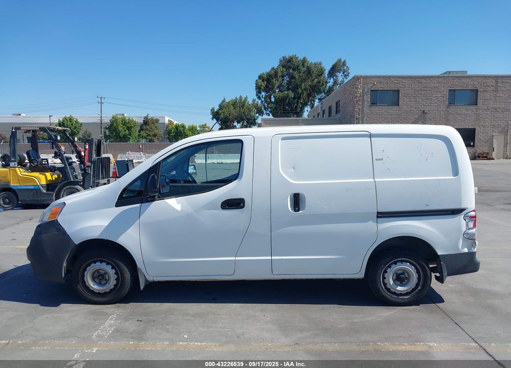 2015 NISSAN NV200 S/SV VIN: 3N6CM0KN3FK725732