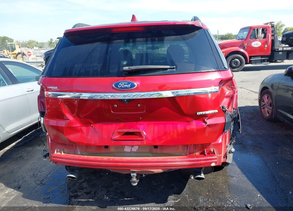 2016 FORD EXPLORER VIN: 1FM5K7B81GGC42501