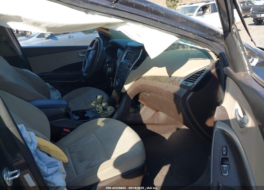2018 HYUNDAI SANTA FE VIN: 5XYZT3LB0JG572372