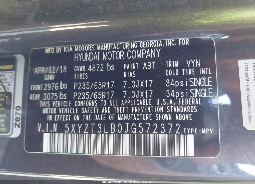 2018 HYUNDAI SANTA FE VIN: 5XYZT3LB0JG572372
