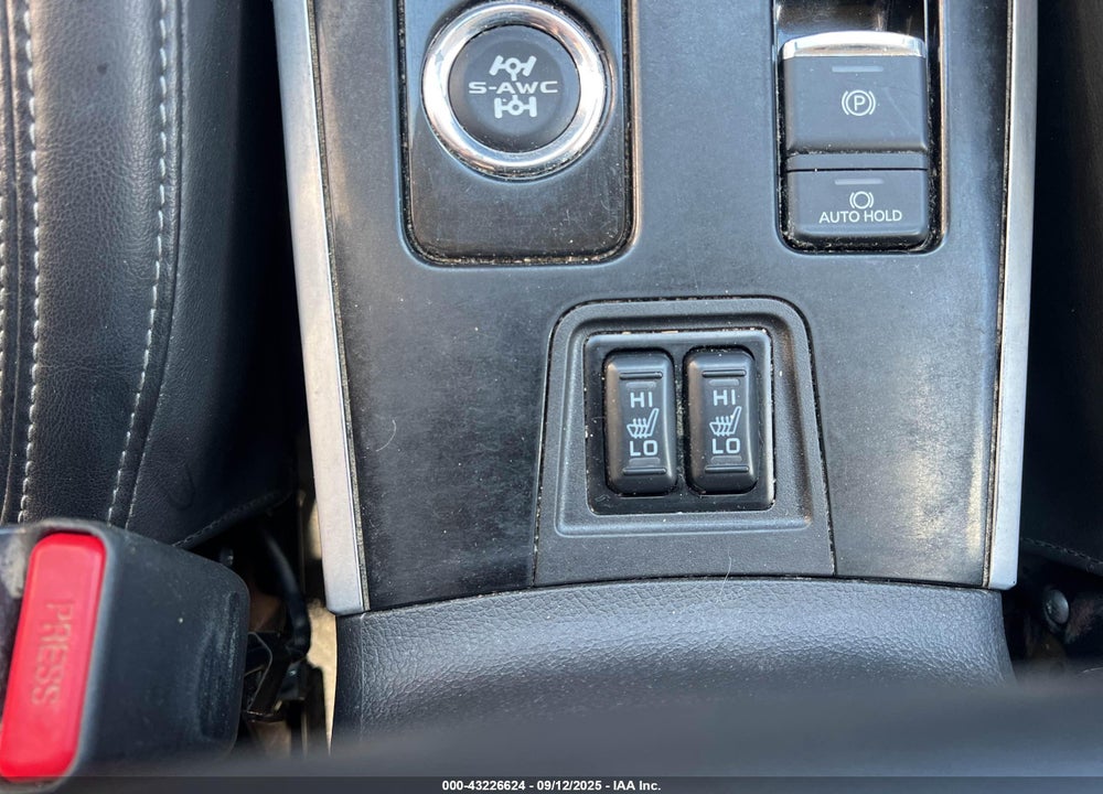 2019 MITSUBISHI OUTLANDER VIN: JA4AZ3A39KZ041434