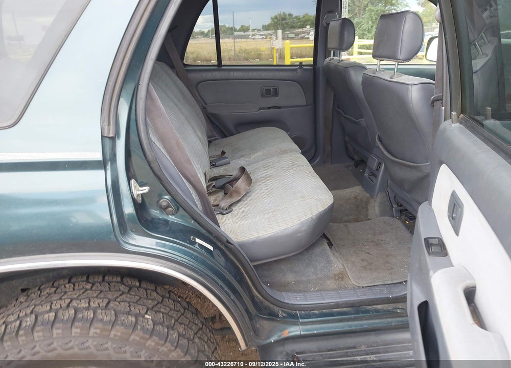 1997 TOYOTA 4RUNNER VIN: JT3HM84R1V0018193