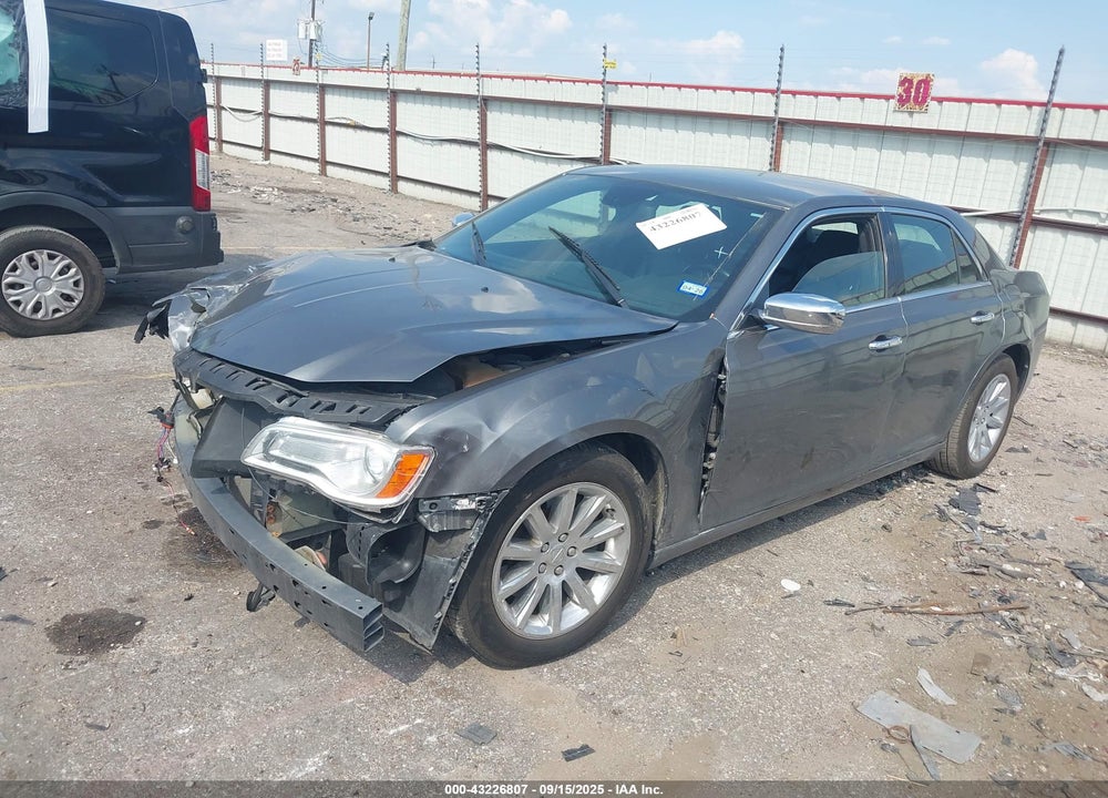 2011 CHRYSLER 300 VIN: 2C3CA6CT8BH598859