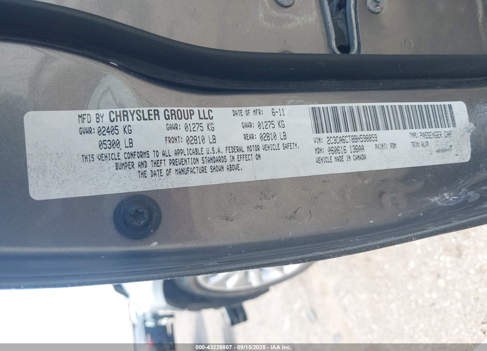 2011 CHRYSLER 300 VIN: 2C3CA6CT8BH598859