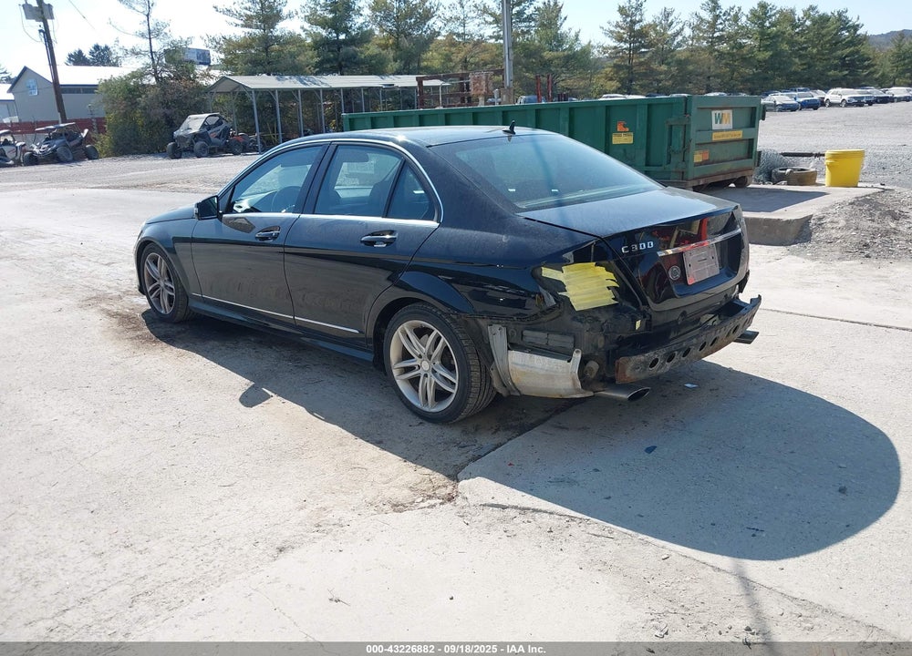 2013 MERCEDES-BENZ C CLASS VIN: WDDGF8AB7DR257093