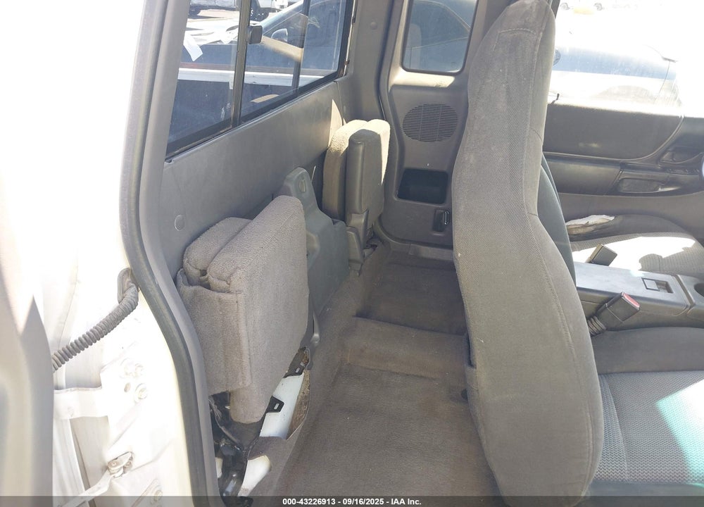 2003 FORD RANGER XLT VIN: 1FTYR44E93PA03867