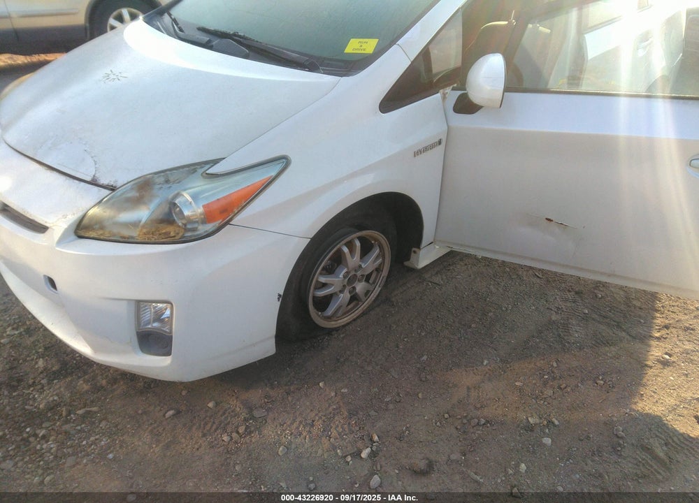 2011 TOYOTA PRIUS VIN: JTDKN3DU1B1362229