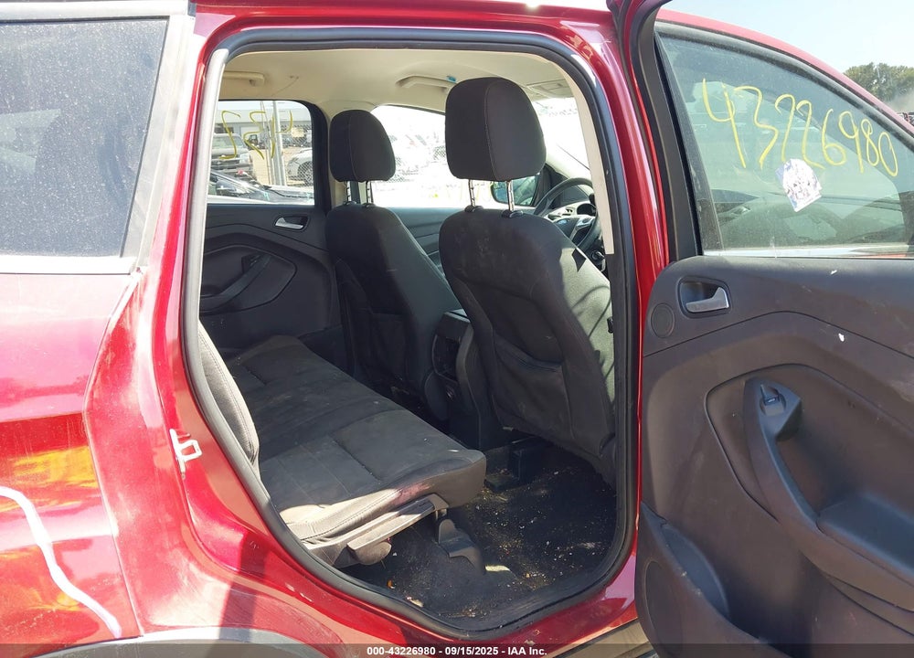 2015 FORD ESCAPE VIN: 1FMCU0G75FUC87188
