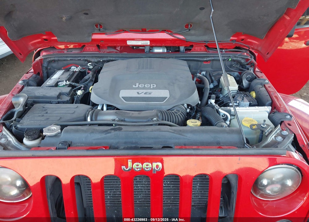 2014 JEEP WRANGLER UNLIMITED VIN: 1C4BJWEG7EL110967