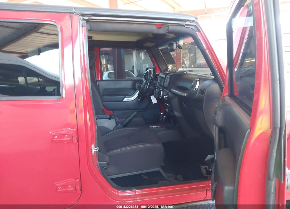 2014 JEEP WRANGLER UNLIMITED VIN: 1C4BJWEG7EL110967