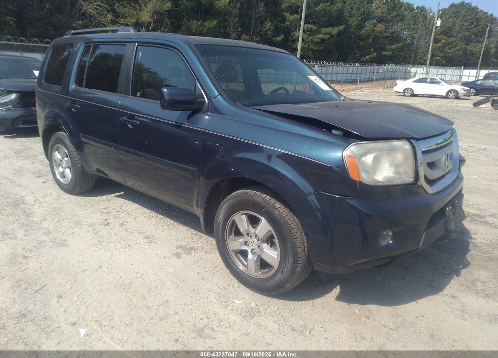 2011 HONDA PILOT EX-L VIN: 5FNYF3H55BB007310