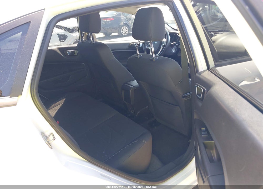 2016 FORD FIESTA VIN: 3FADP4BJXGM144663